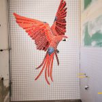 Ara rot Papagei mosaic Tierpark Berlin Mosaik Terrassencafe Kakadu